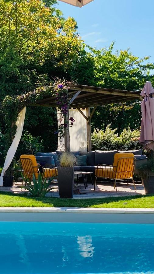 Bed & Breakfast Les Lauryvan *
