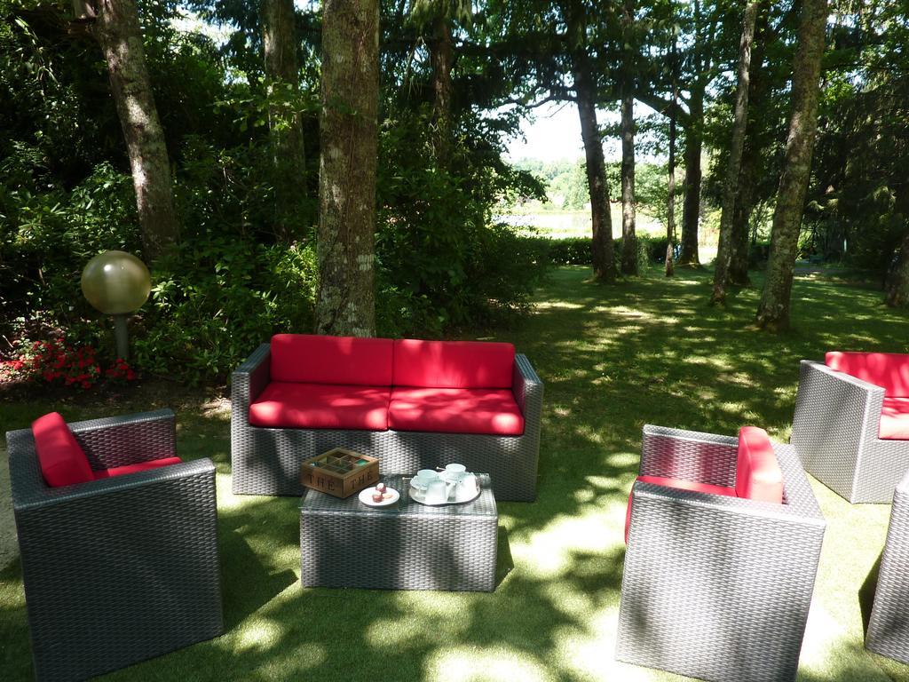 Les Lauryvan Bed & Breakfast