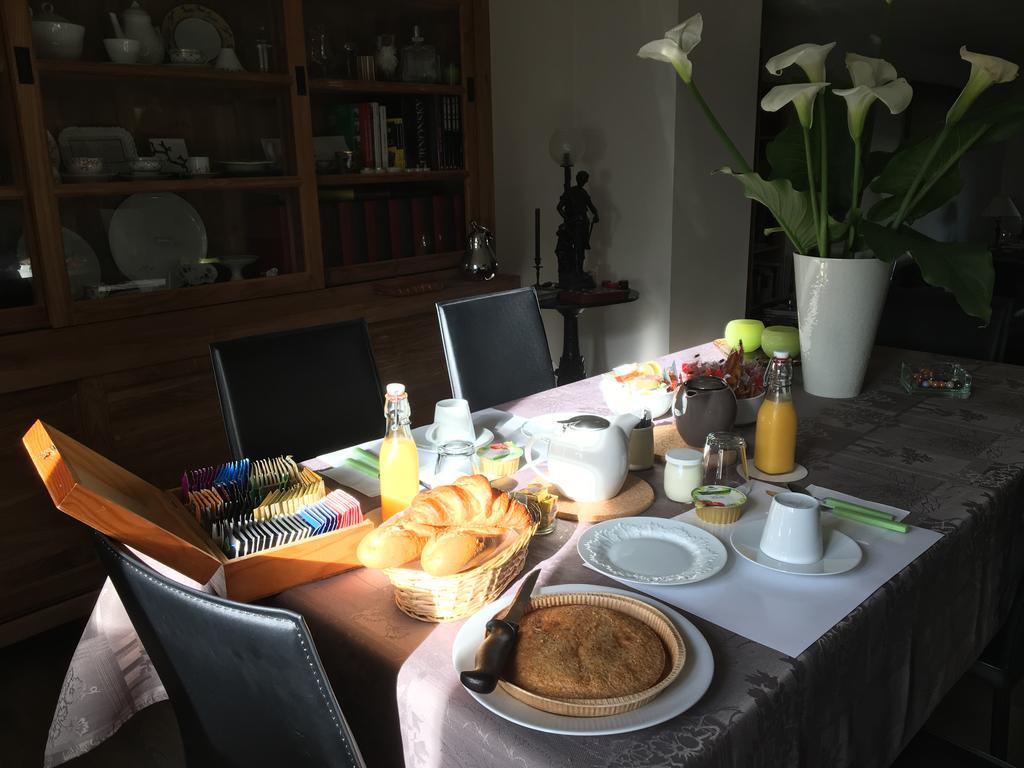 Les Lauryvan Bed & Breakfast *